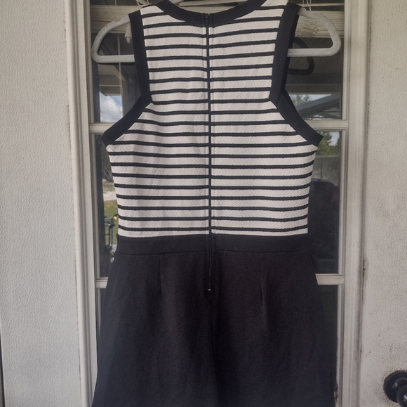 Soprano, Envelope Hem Black & White Romper size XL, NWT - Picture 2 of 5